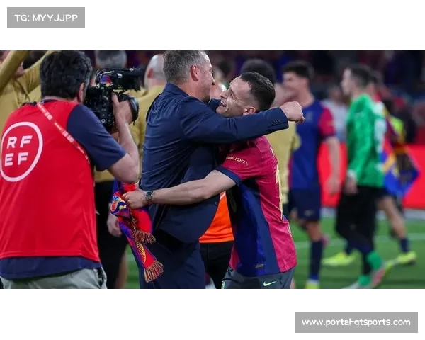 巴萨中场卡萨多获马竞关注，曼联狼队同时紧盯